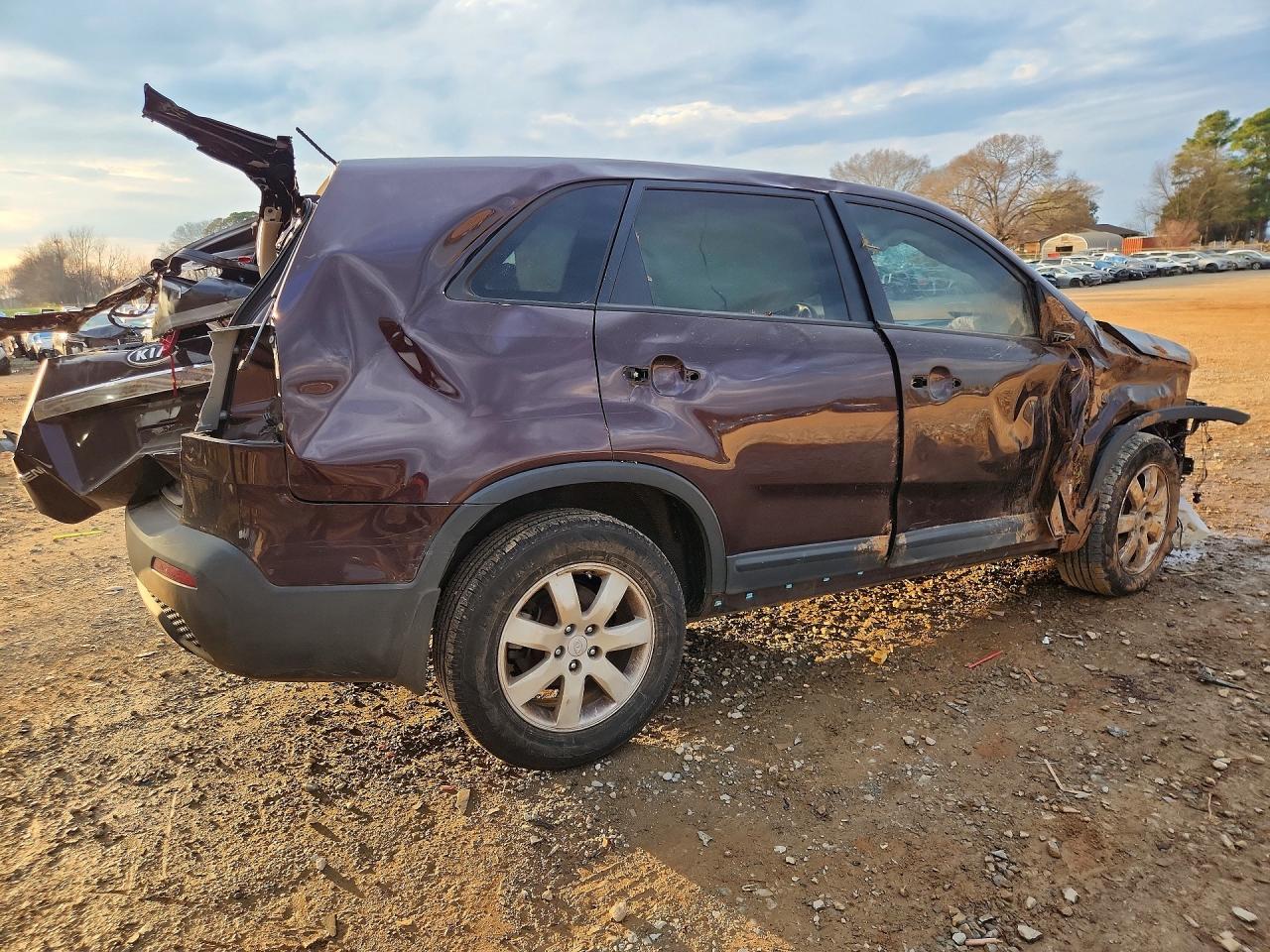 2012 KIA SORENTO LX photo 3