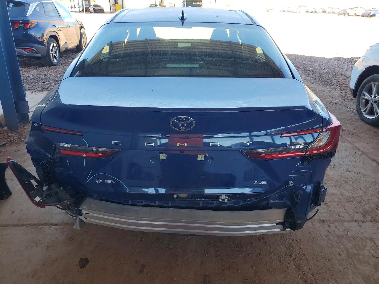 2025 TOYOTA CAMRY LE photo 11