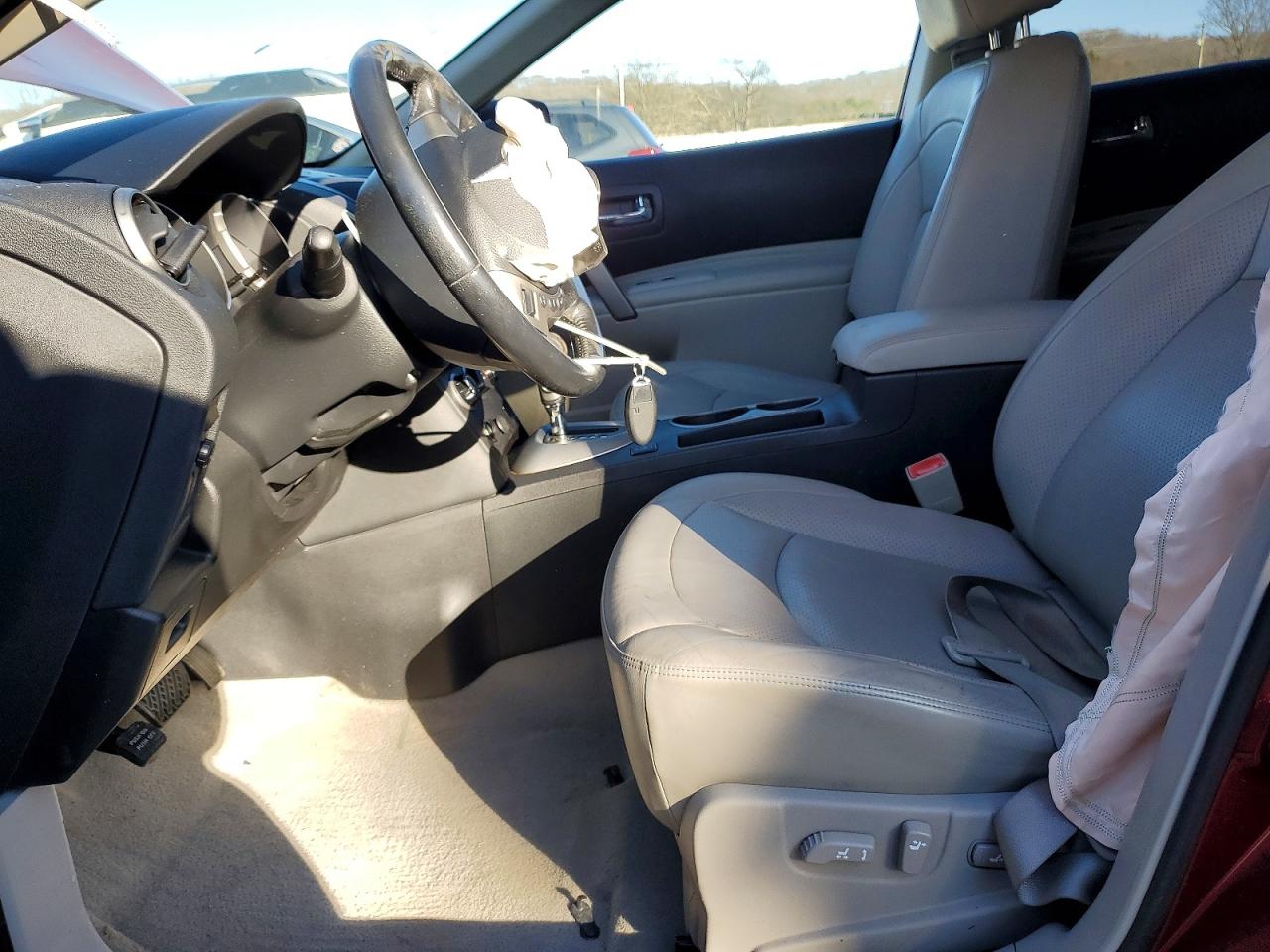 2009 NISSAN ROGUE S photo 13