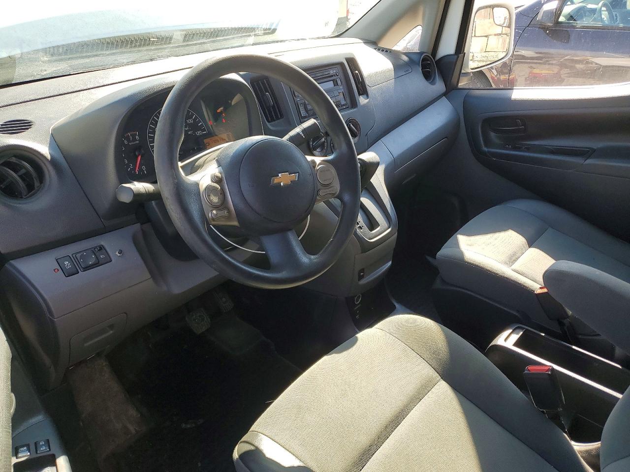 2015 CHEVROLET CITY EXPRESS LT photo 8