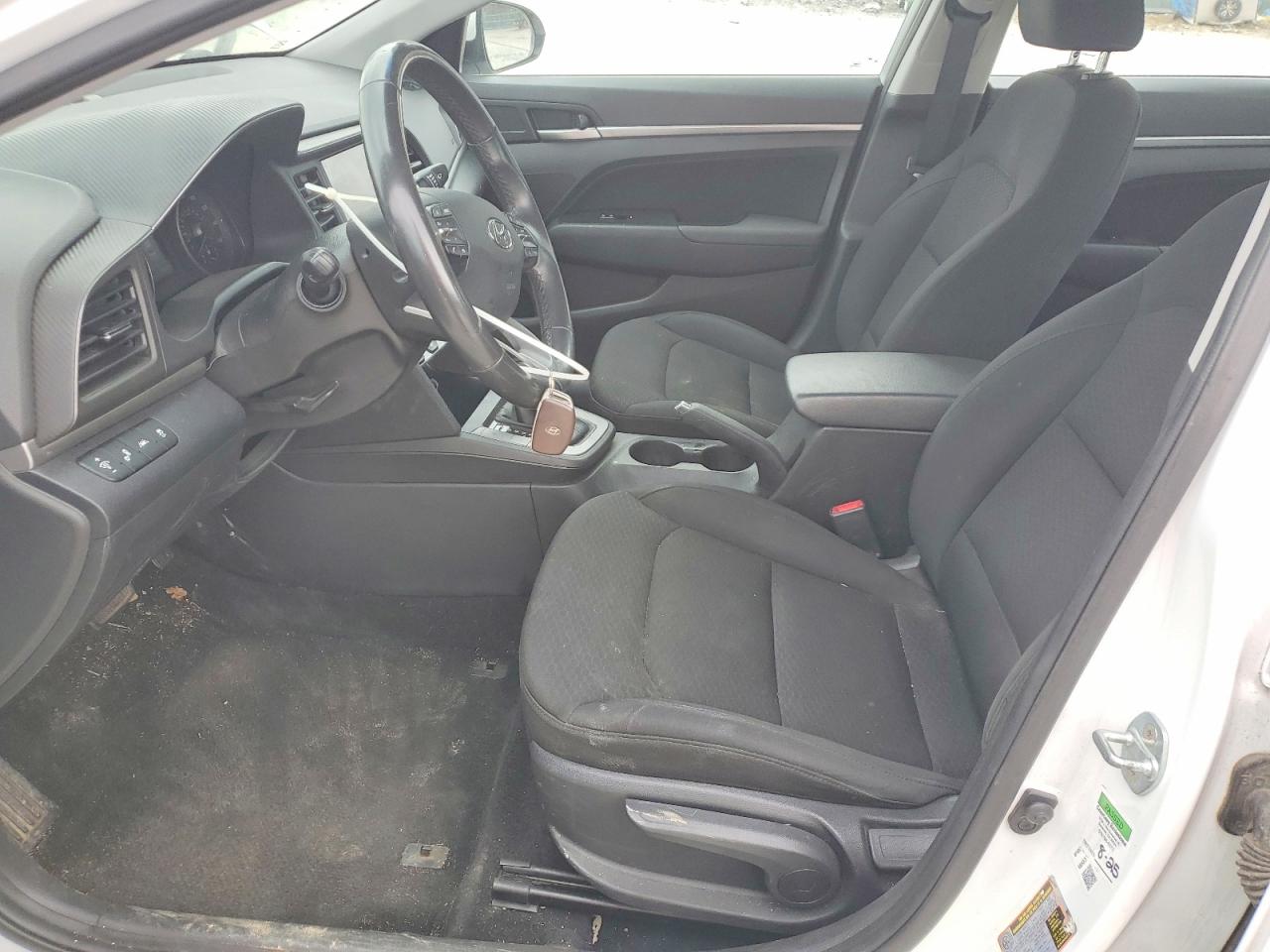 2020 HYUNDAI ELANTRA VALUE EDITION photo 7
