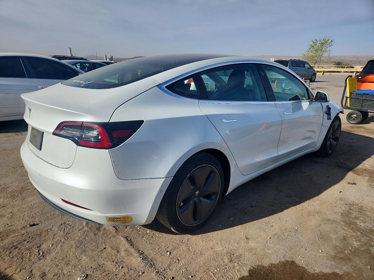 2020 TESLA MODEL 3 photo 5