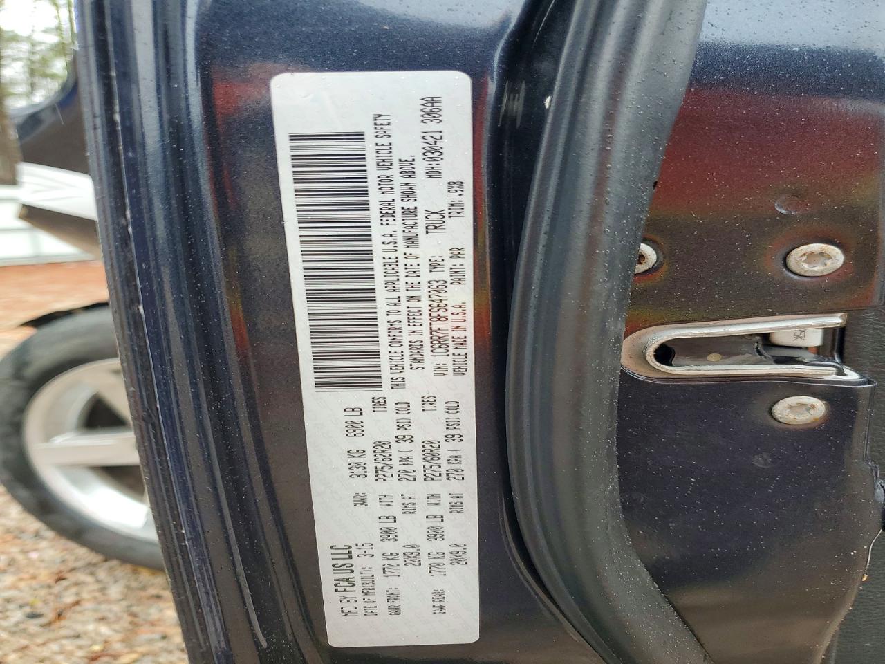 2015 RAM 1500 ST photo 12