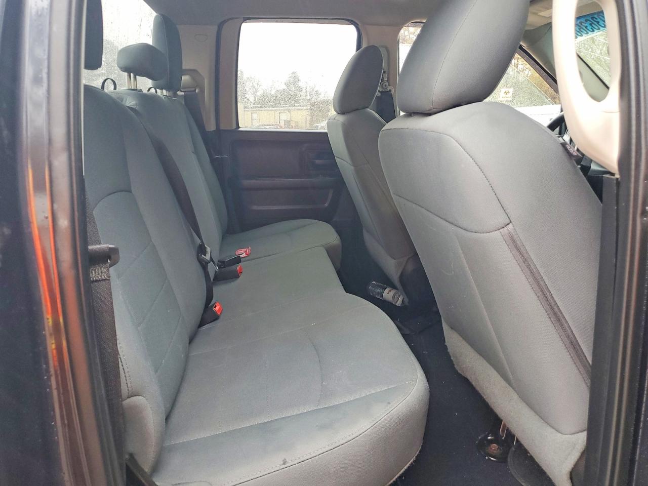 2015 RAM 1500 ST photo 10