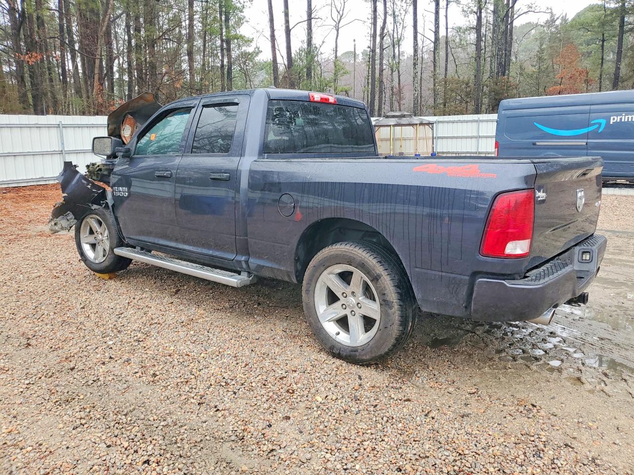 2015 RAM 1500 ST photo 2