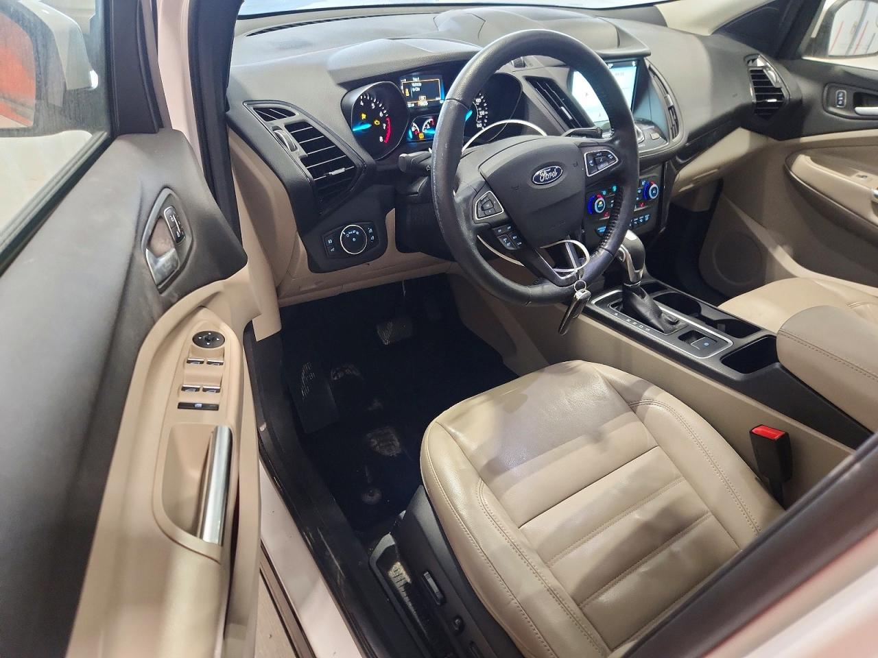 2019 FORD ESCAPE TITANIUM photo 8