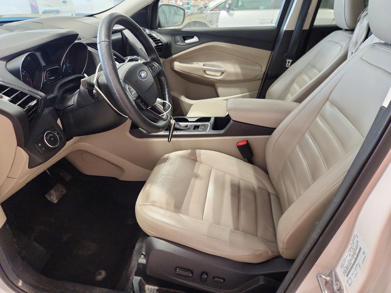 2019 FORD ESCAPE TITANIUM photo 7