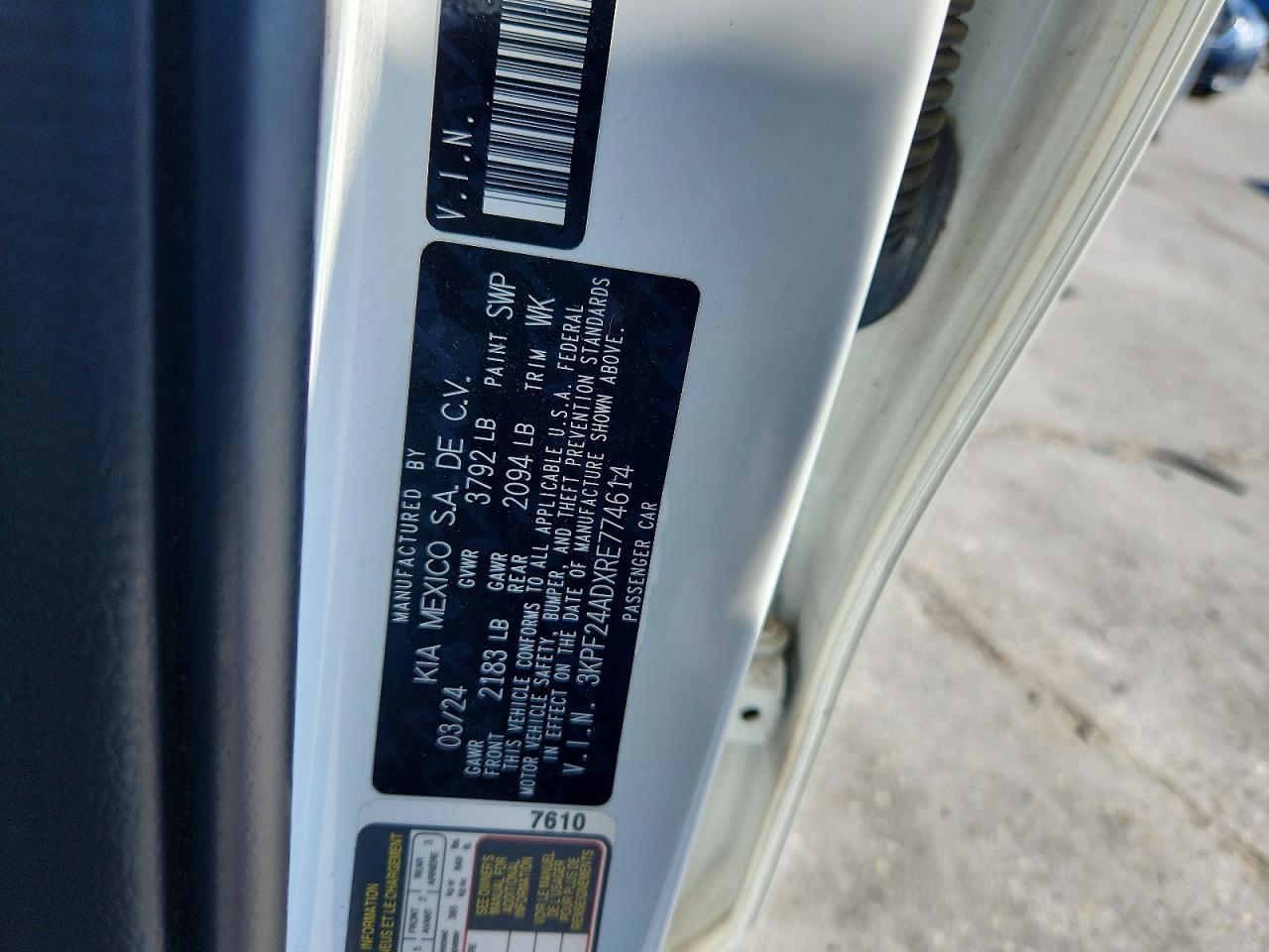 2024 KIA FORTE LXS photo 12