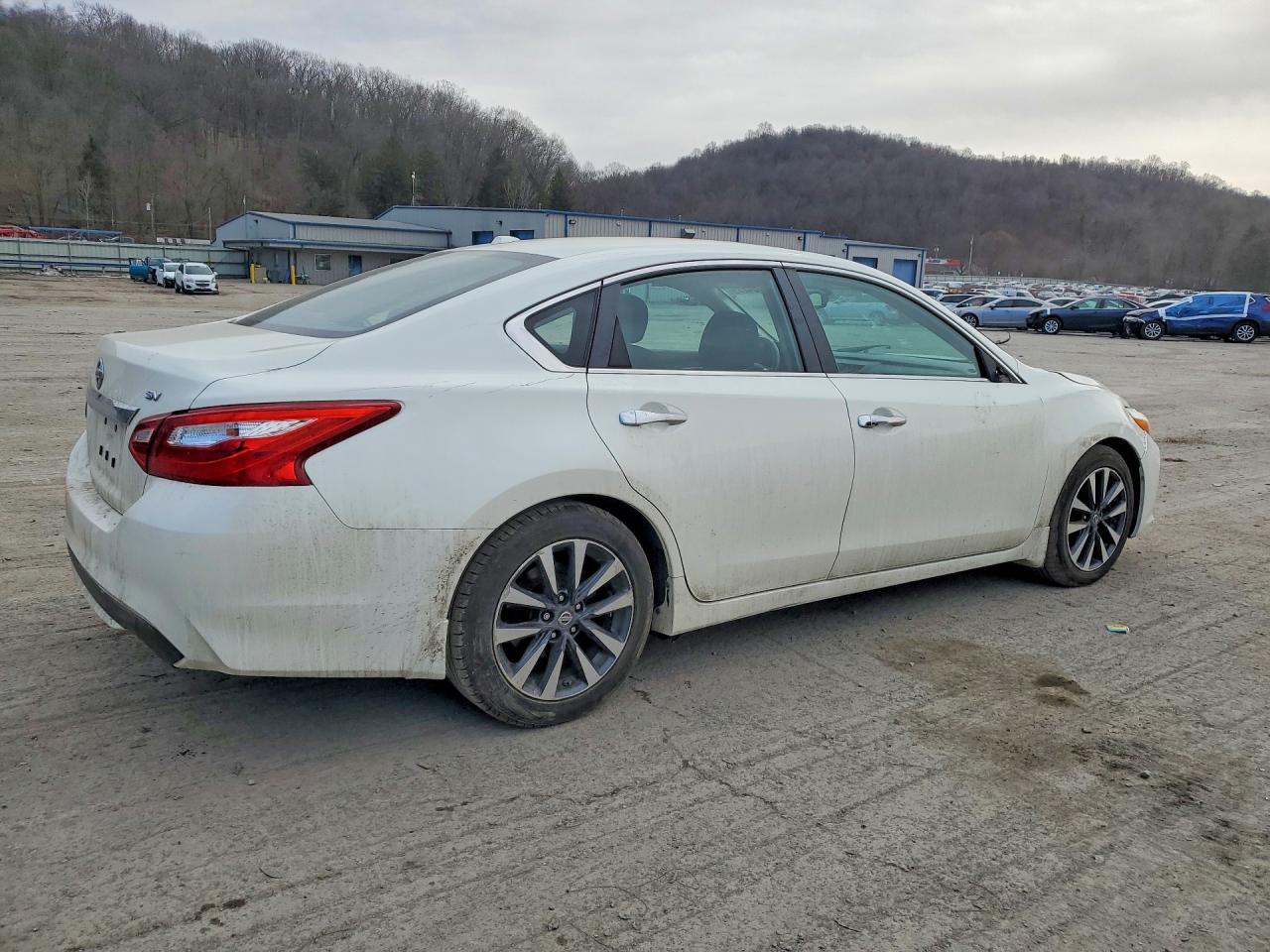 2016 NISSAN ALTIMA 2.5 SV photo 3