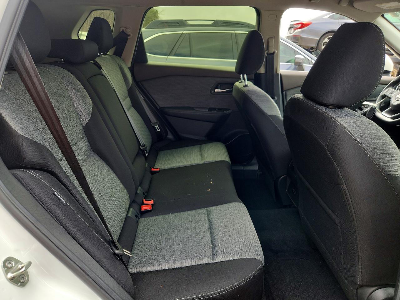 2023 NISSAN ROGUE SV photo 28