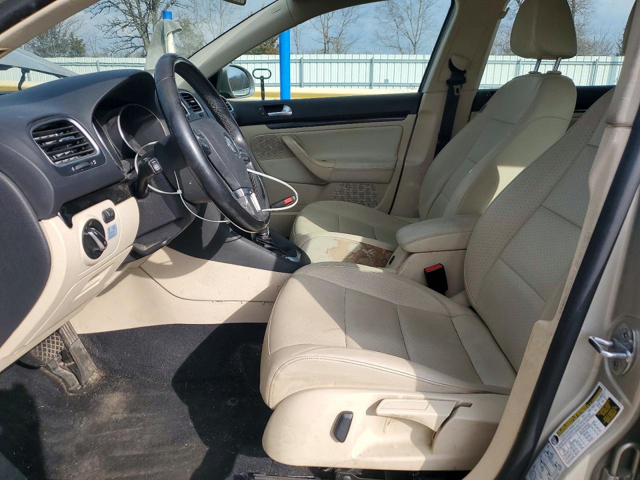 2014 VOLKSWAGEN JETTA TDI photo 7