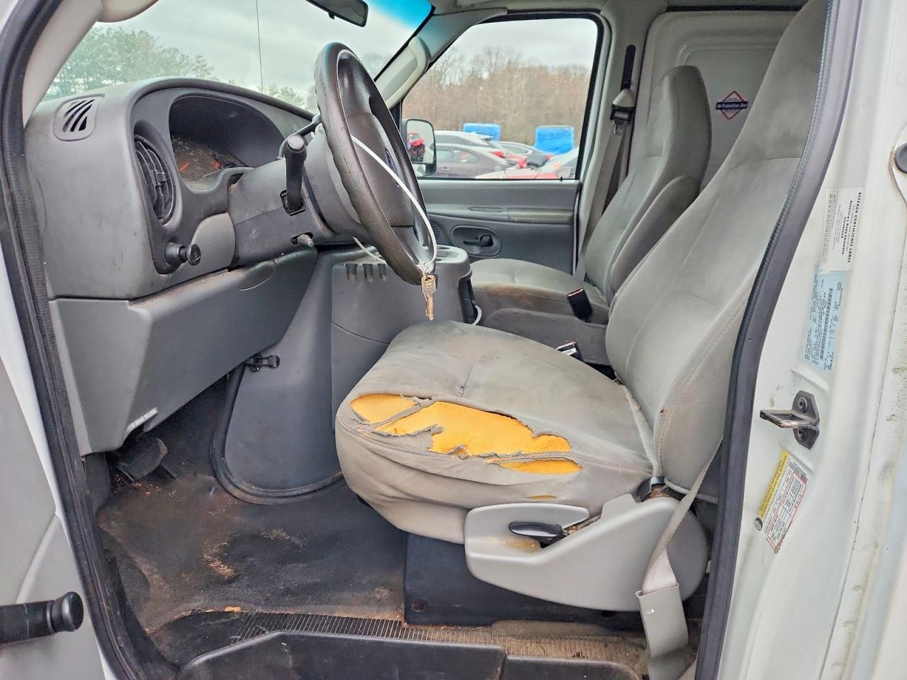 2005 FORD ECONOLINE E150 VAN photo 7