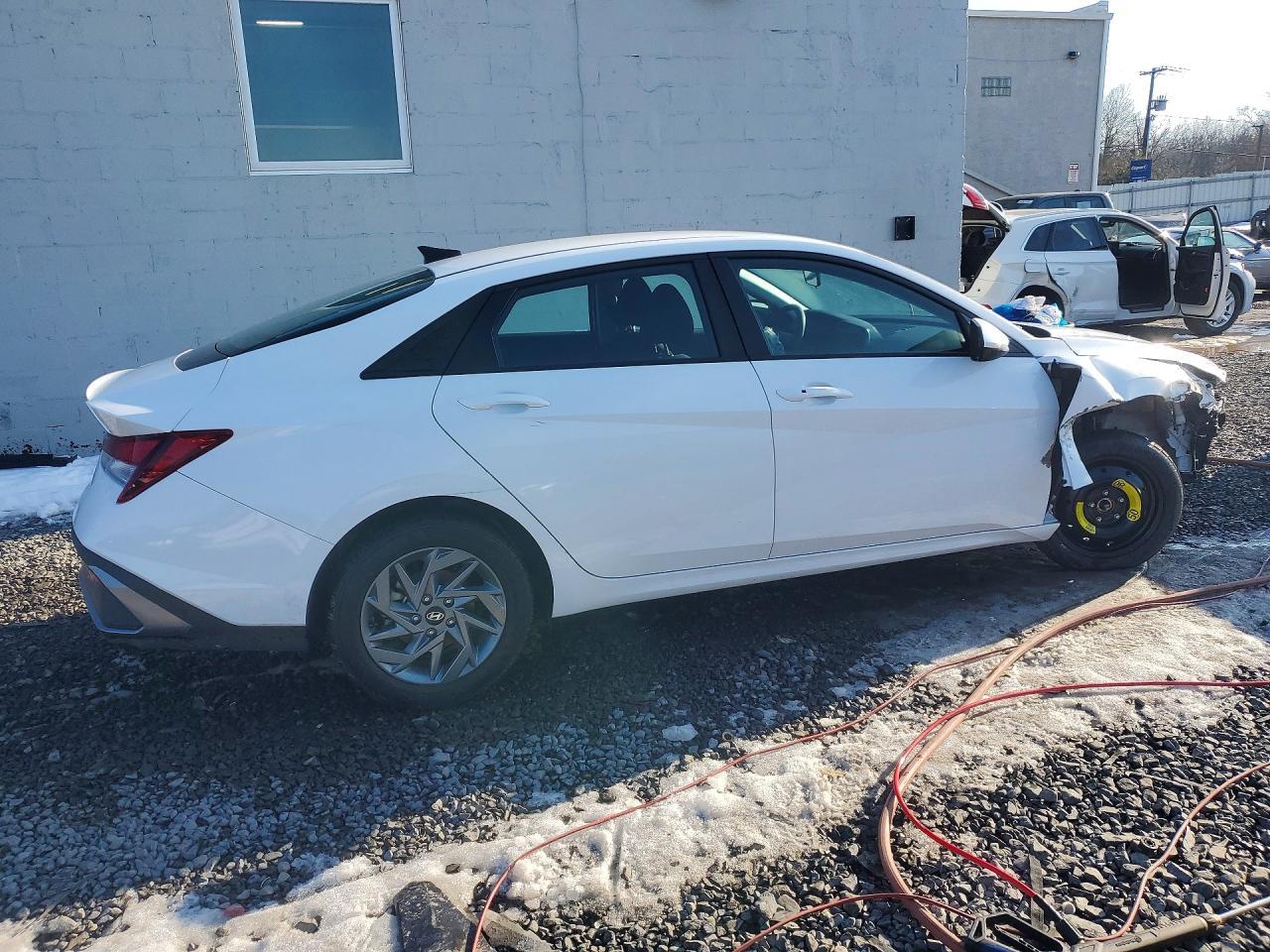 2024 HYUNDAI ELANTRA SEL photo 7