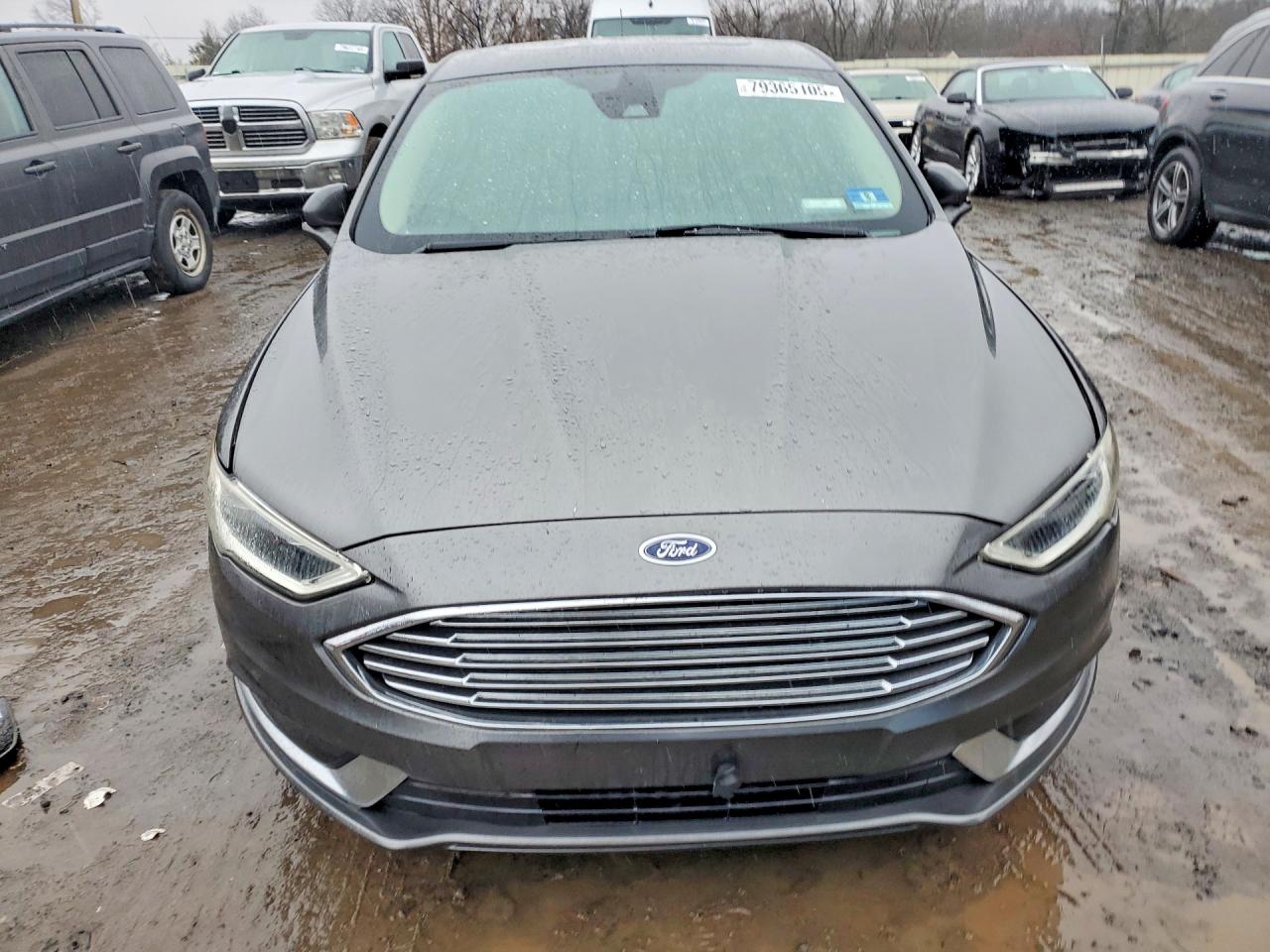 2018 FORD FUSION SE photo 9
