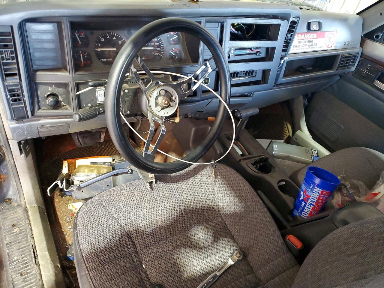 1996 JEEP CHEROKEE COUNTRY photo 22