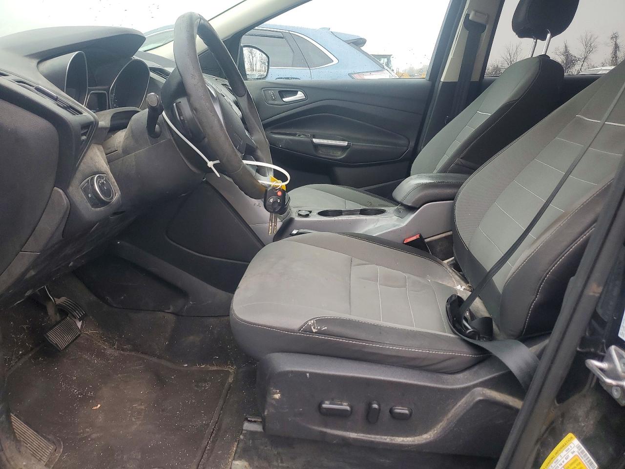 2015 FORD ESCAPE SE photo 7