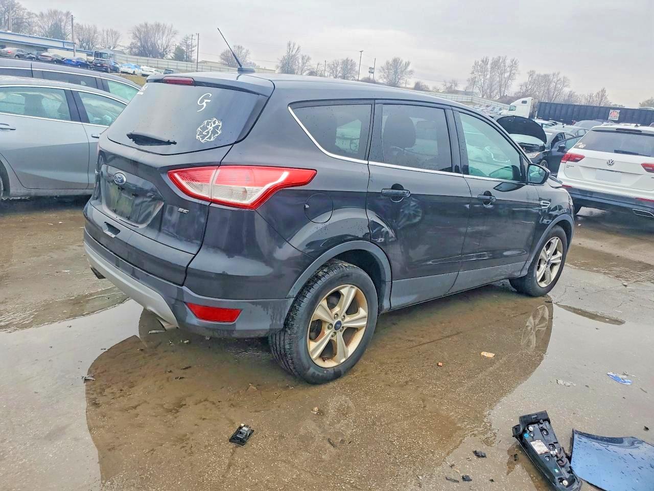 2015 FORD ESCAPE SE photo 3