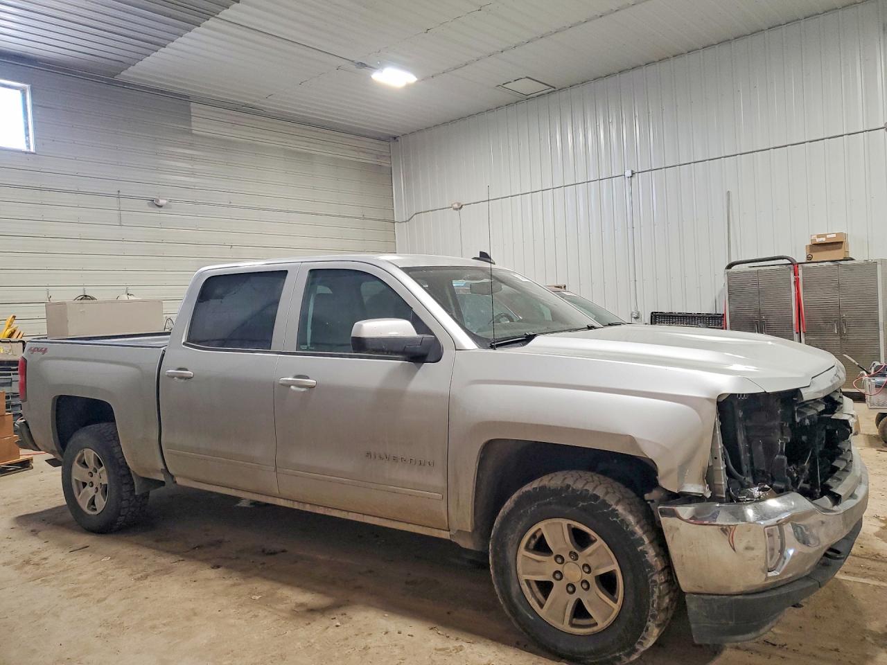 2017 CHEVROLET SILVERADO K1500 LT photo 7