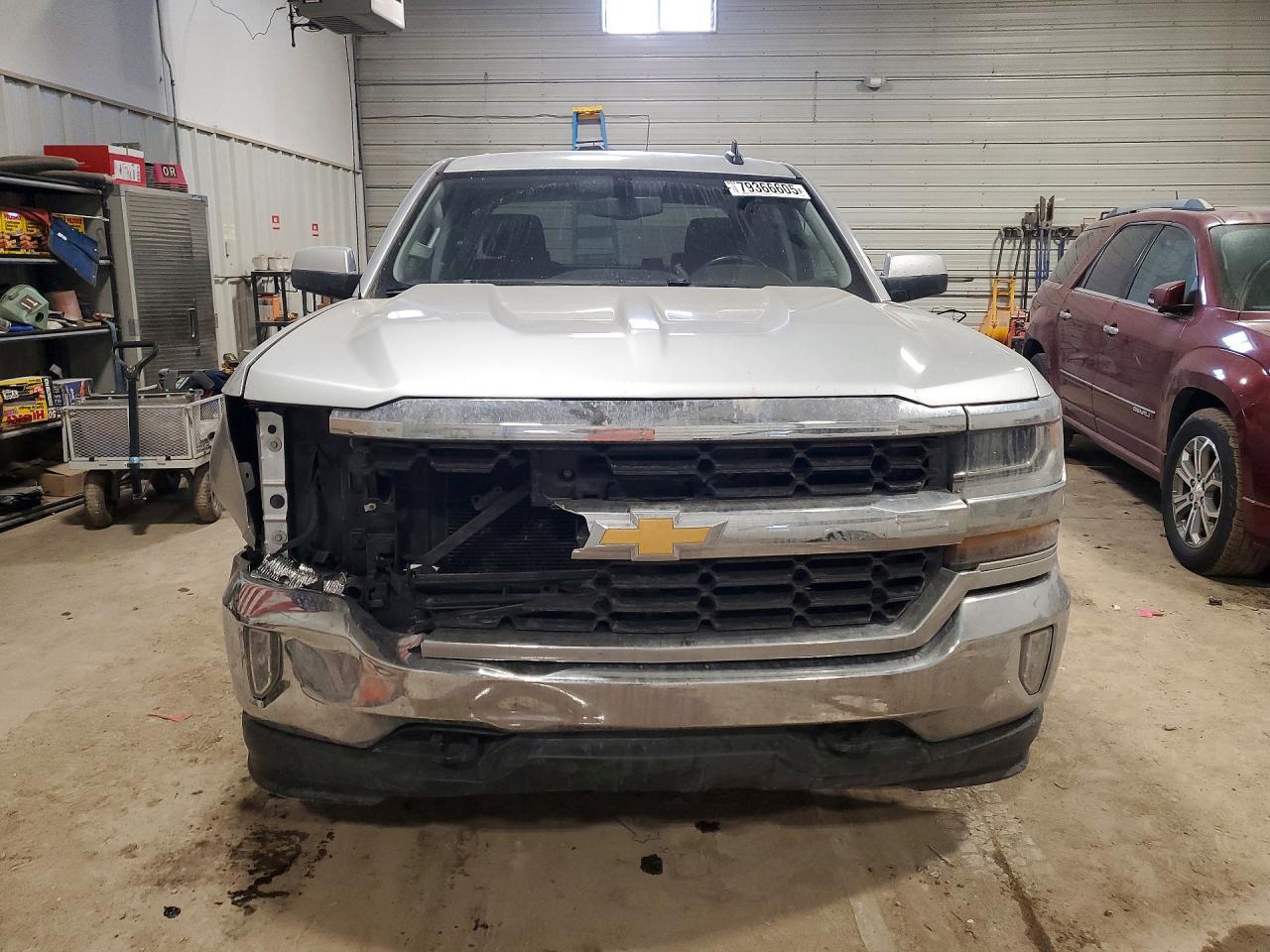 2017 CHEVROLET SILVERADO K1500 LT photo 9