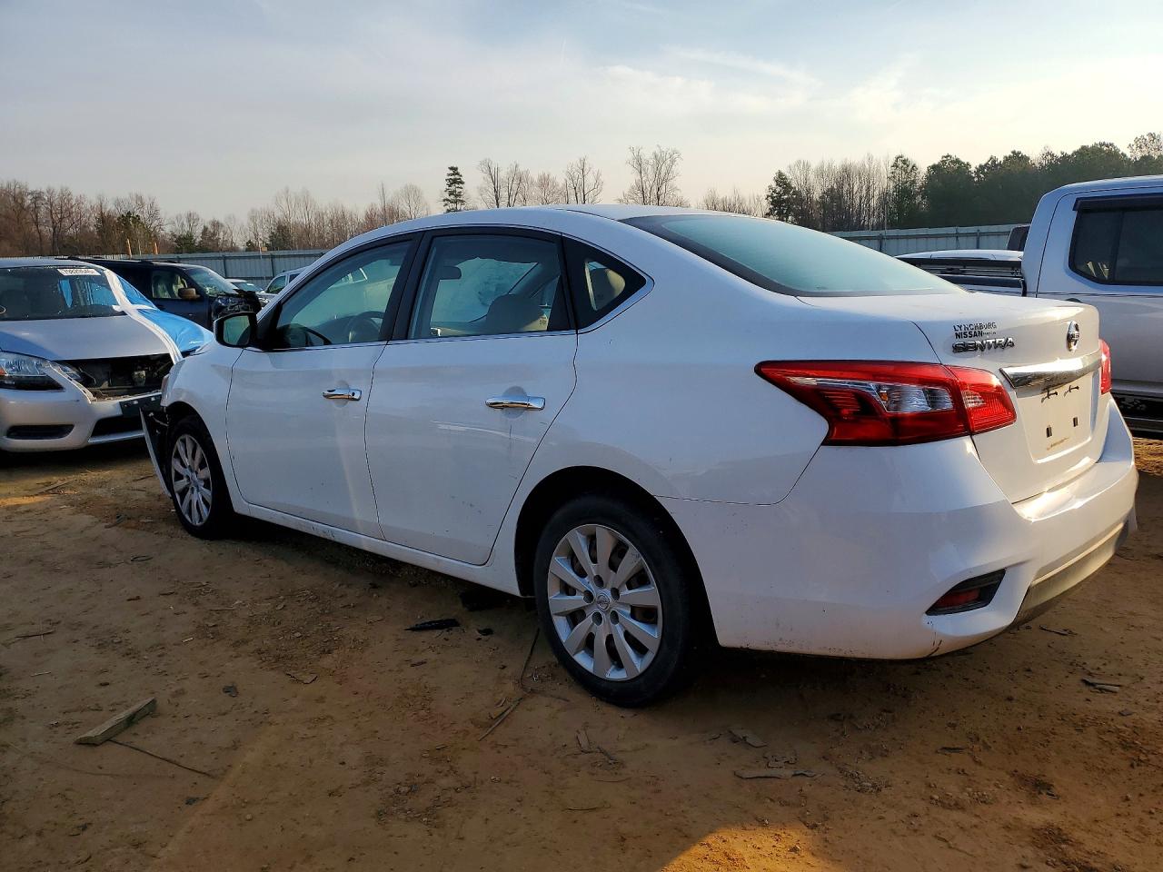 2017 NISSAN SENTRA S photo 2