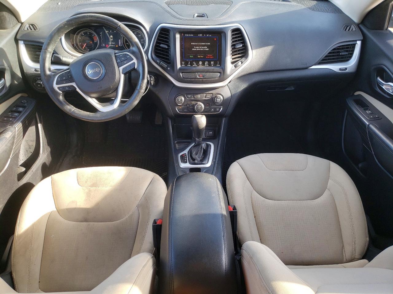 2016 JEEP CHEROKEE photo 15