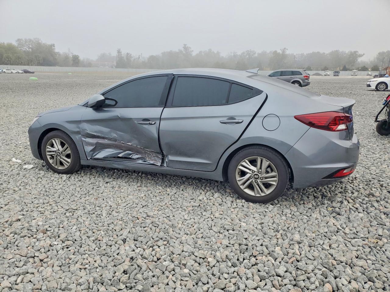 2019 HYUNDAI ELANTRA VALUE EDITION photo 3