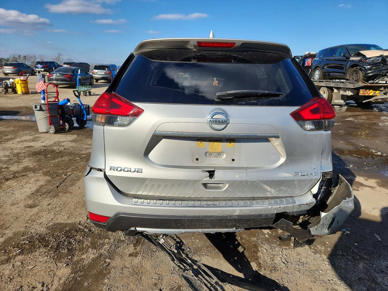 2017 NISSAN ROGUE SL photo 6