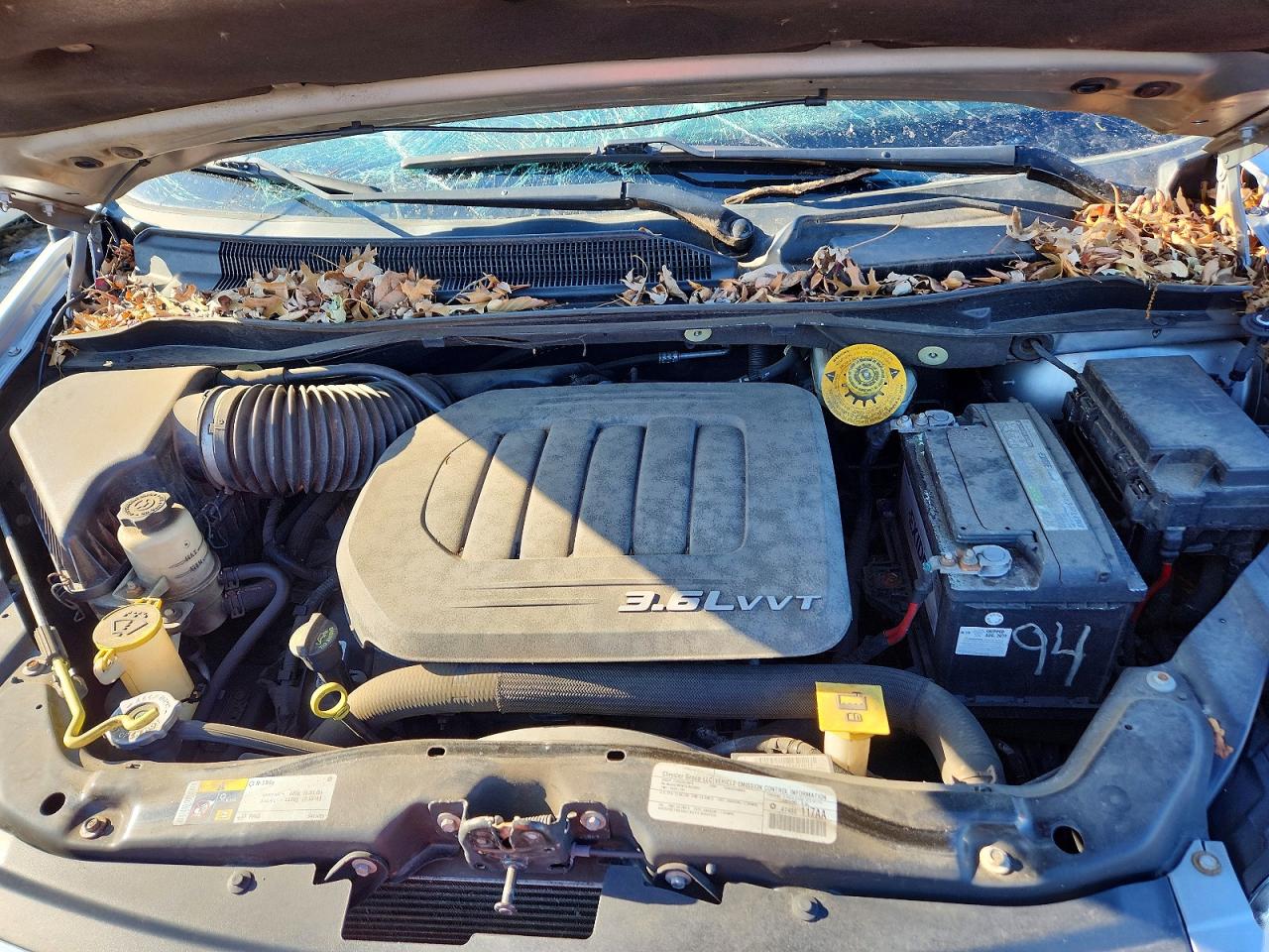 2015 CHRYSLER TOWN & COUNTRY TOURING L photo 12