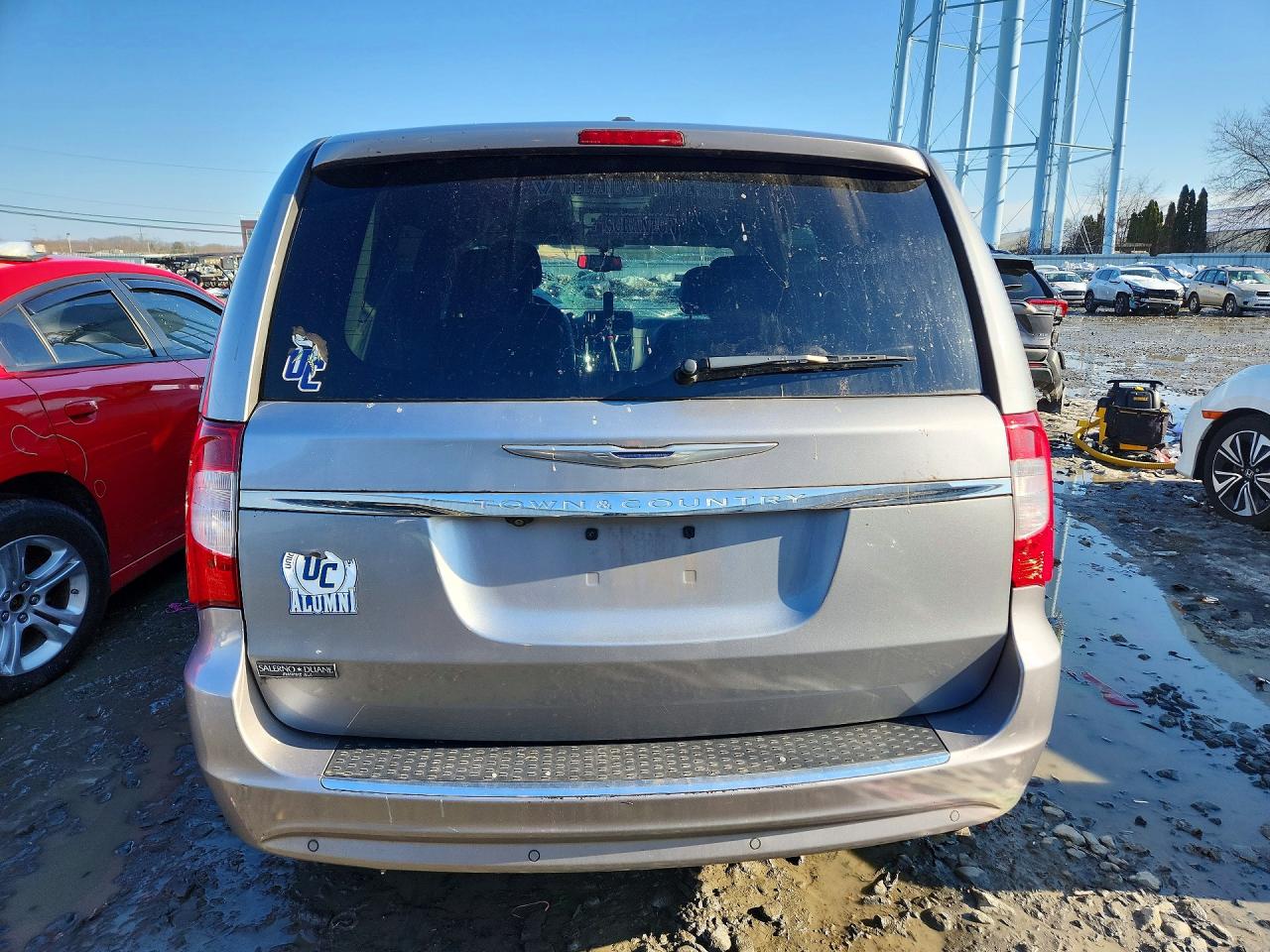 2015 CHRYSLER TOWN & COUNTRY TOURING L photo 6