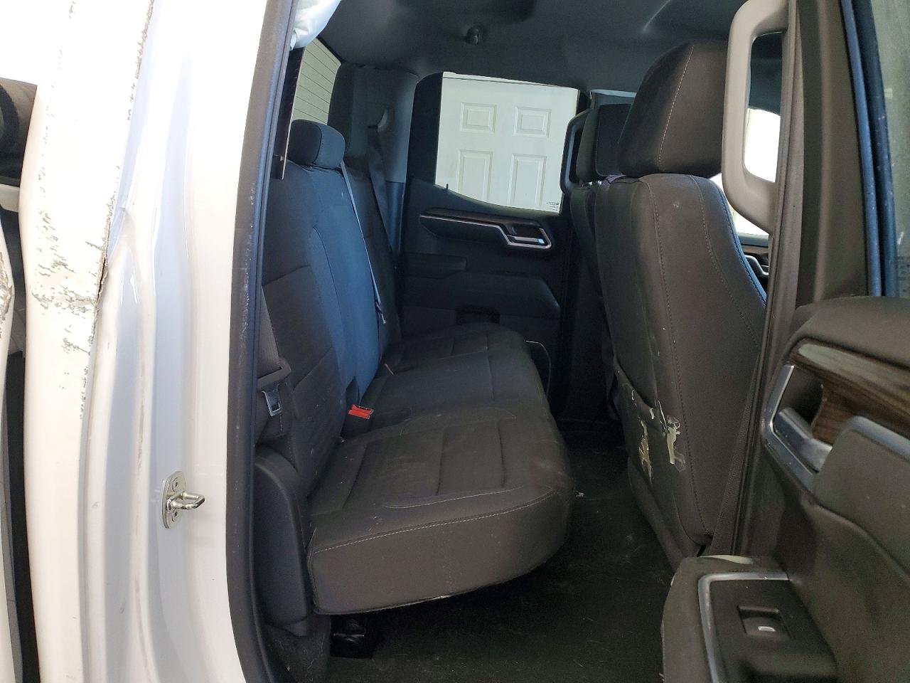 2024 CHEVROLET SILVERADO K1500 LT-L photo 19
