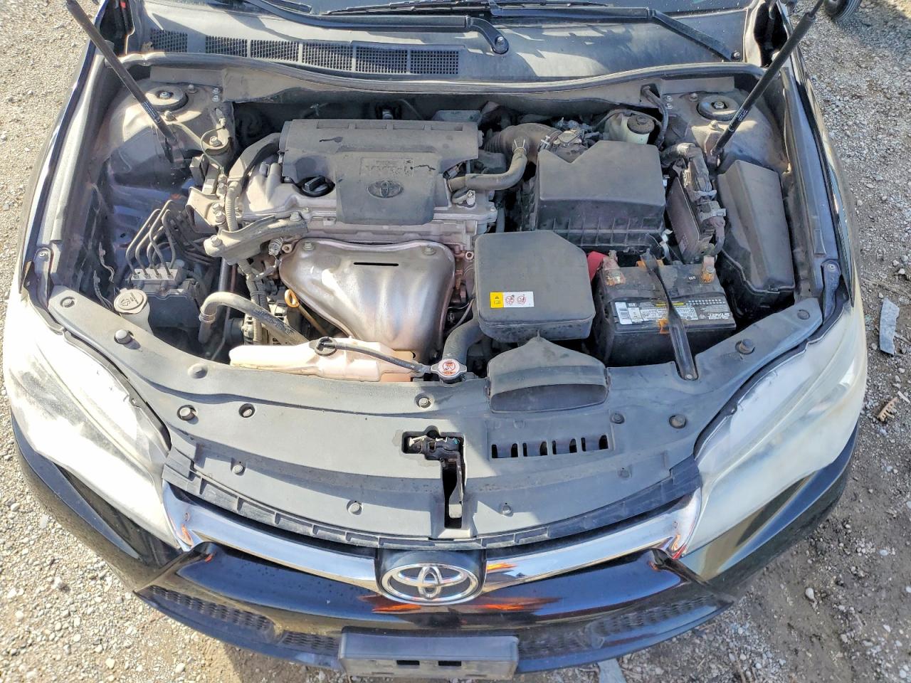 2017 TOYOTA CAMRY SE photo 11