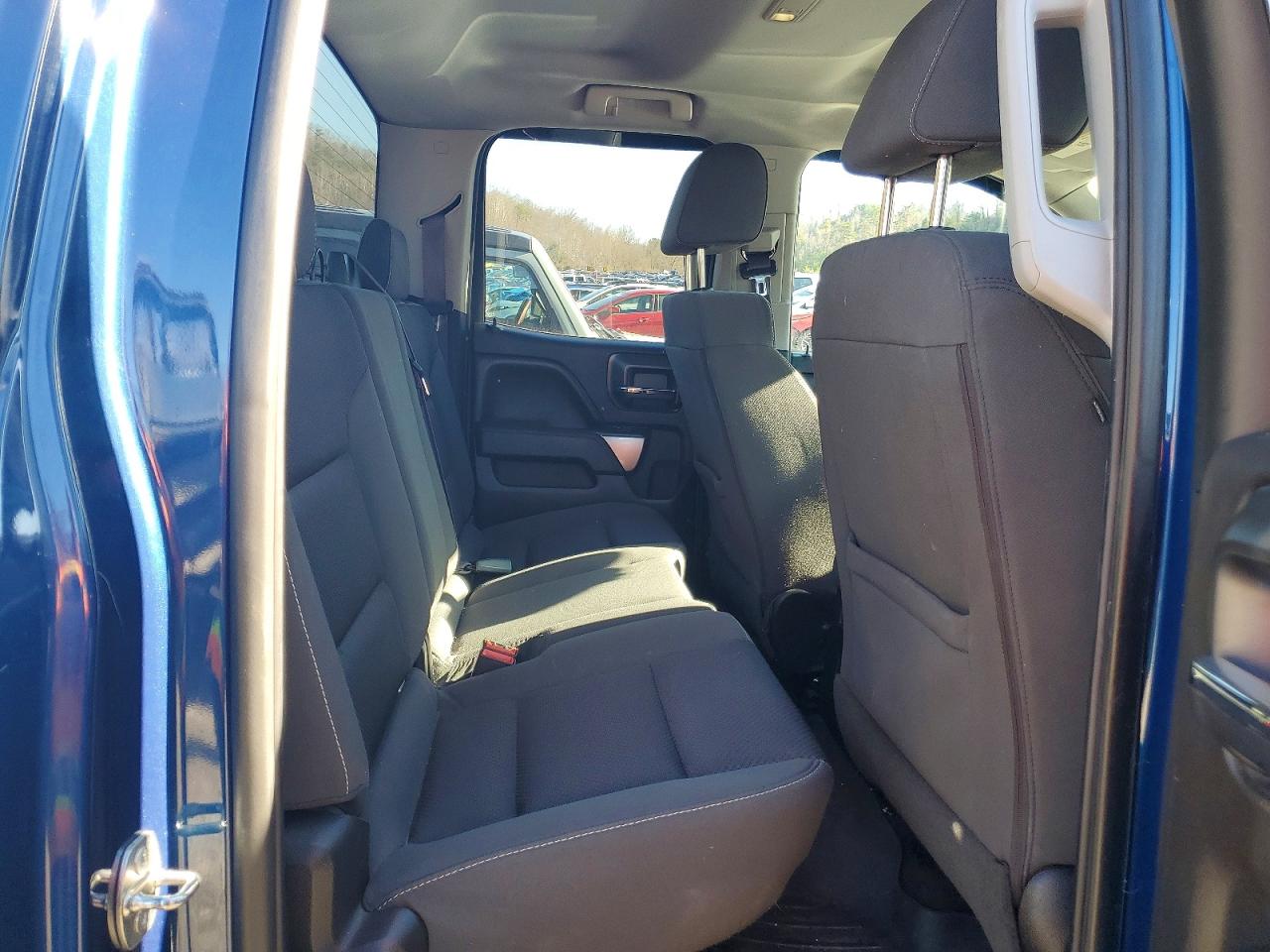2017 CHEVROLET SILVERADO K1500 LT photo 10