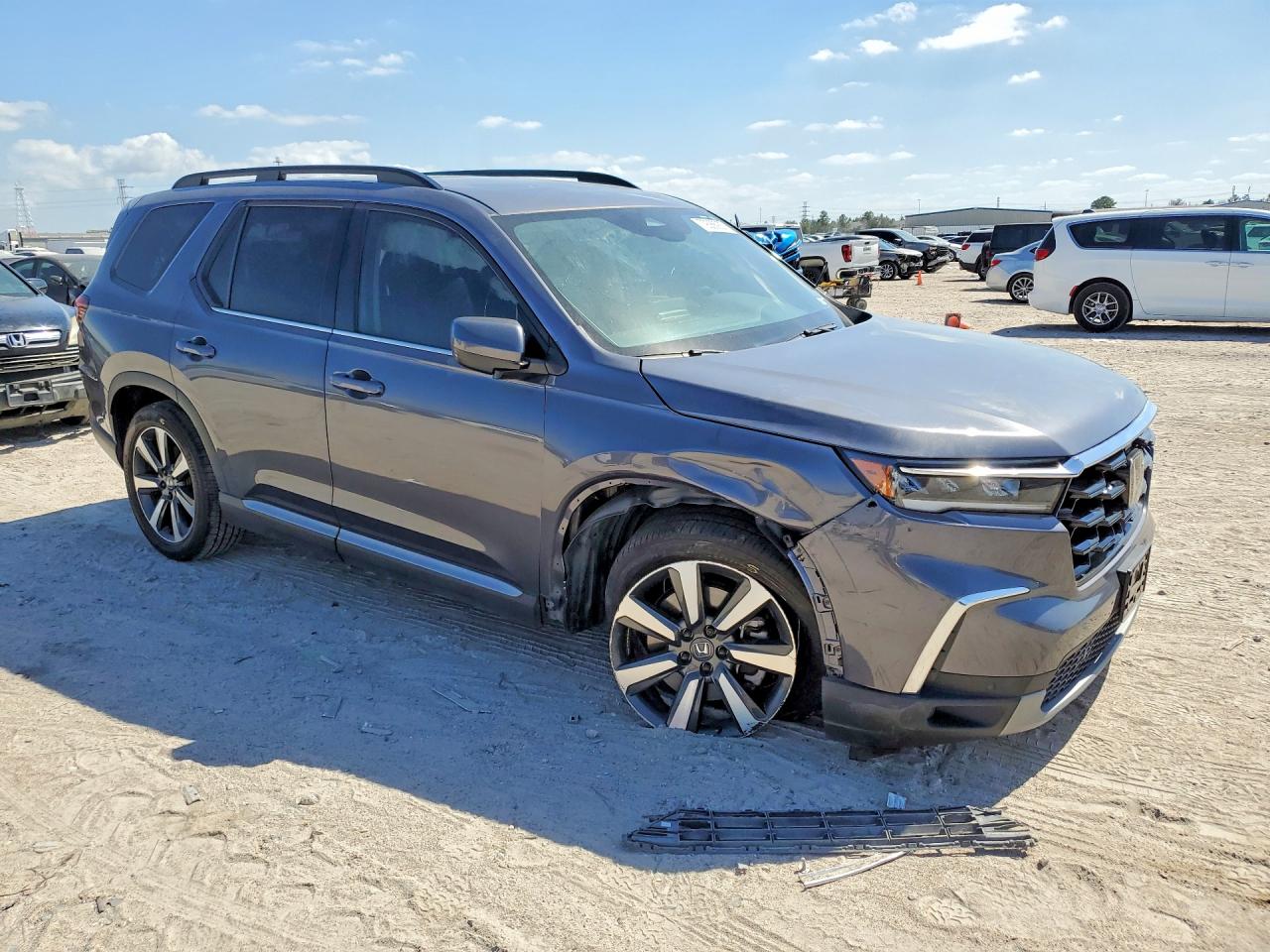 2025 HONDA PILOT TOURING photo 7