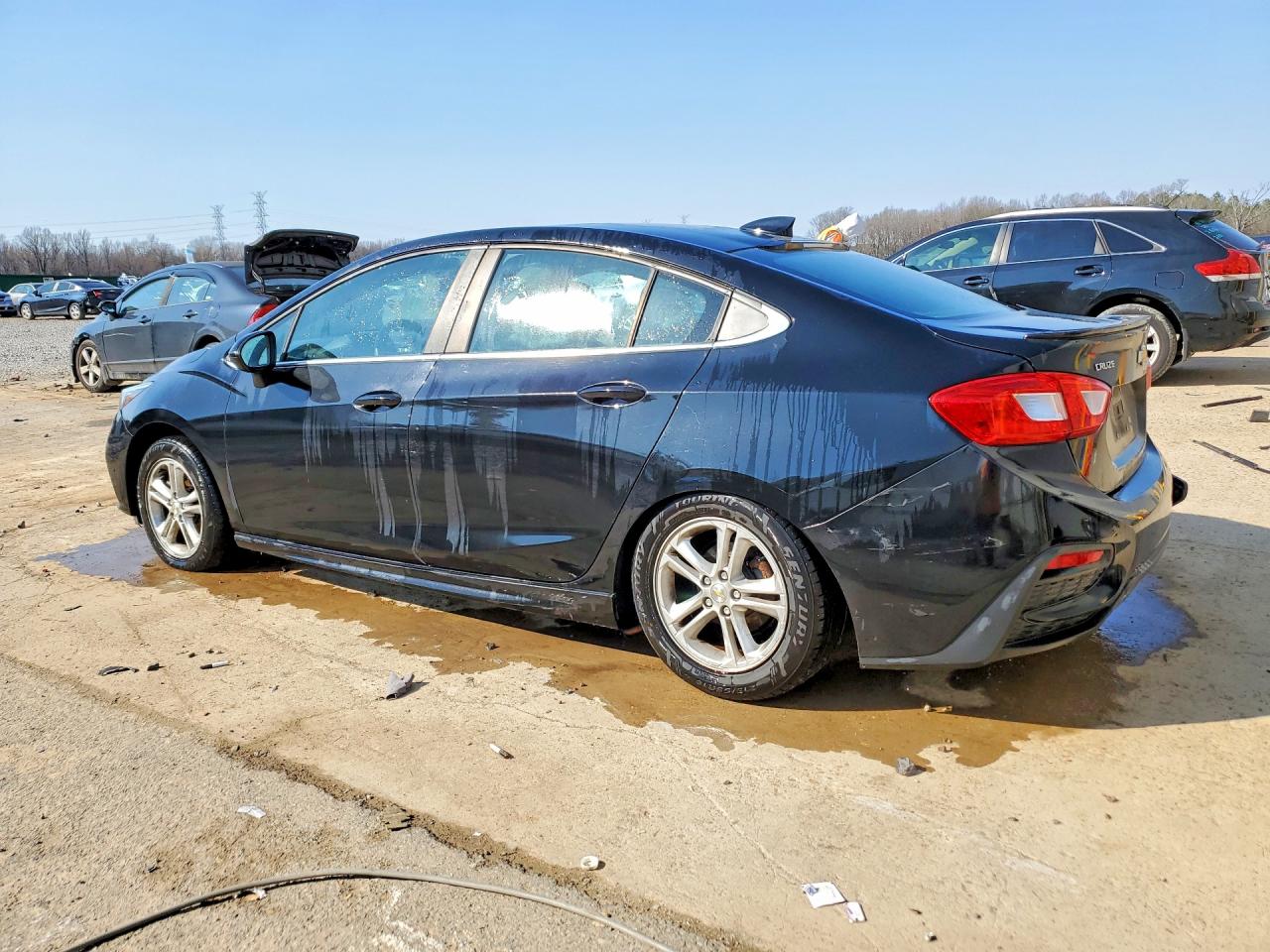 2016 CHEVROLET CRUZE LT photo 2