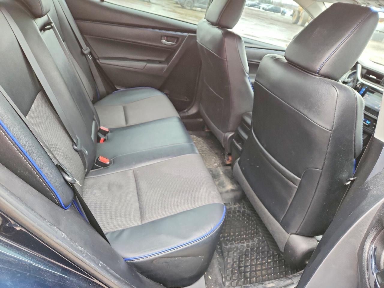 2019 TOYOTA COROLLA L photo 10