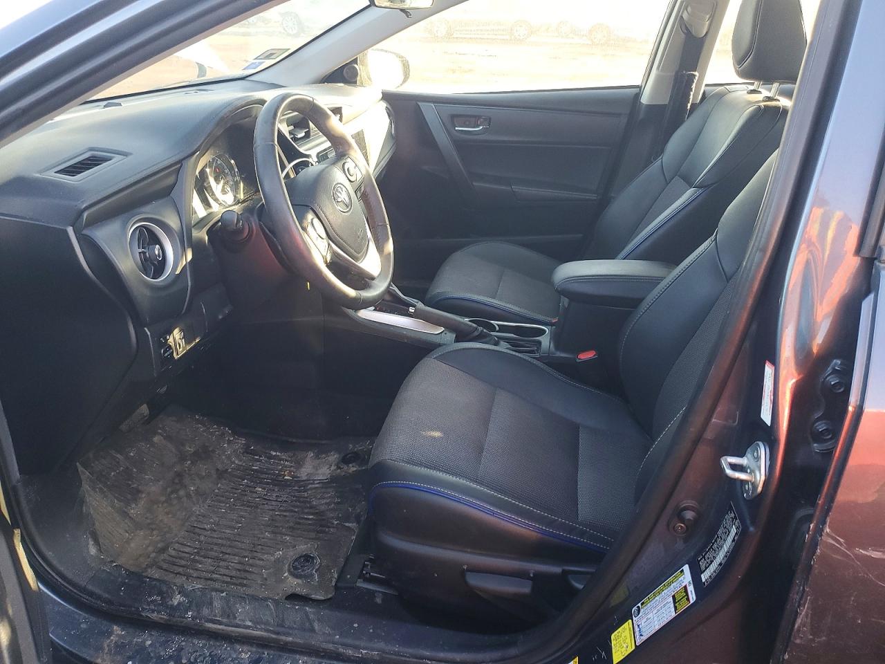 2018 TOYOTA COROLLA SE photo 7