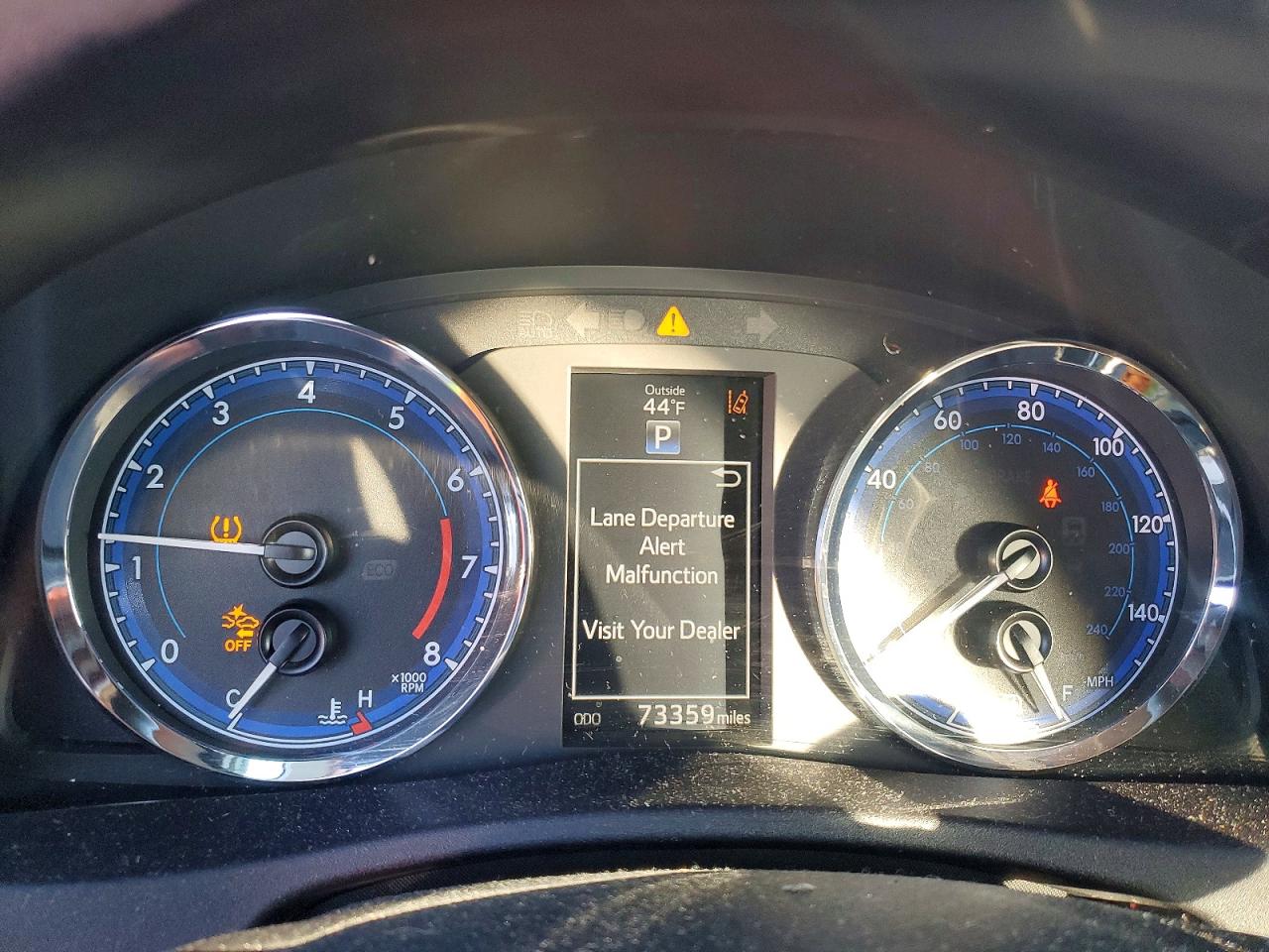 2018 TOYOTA COROLLA SE photo 9