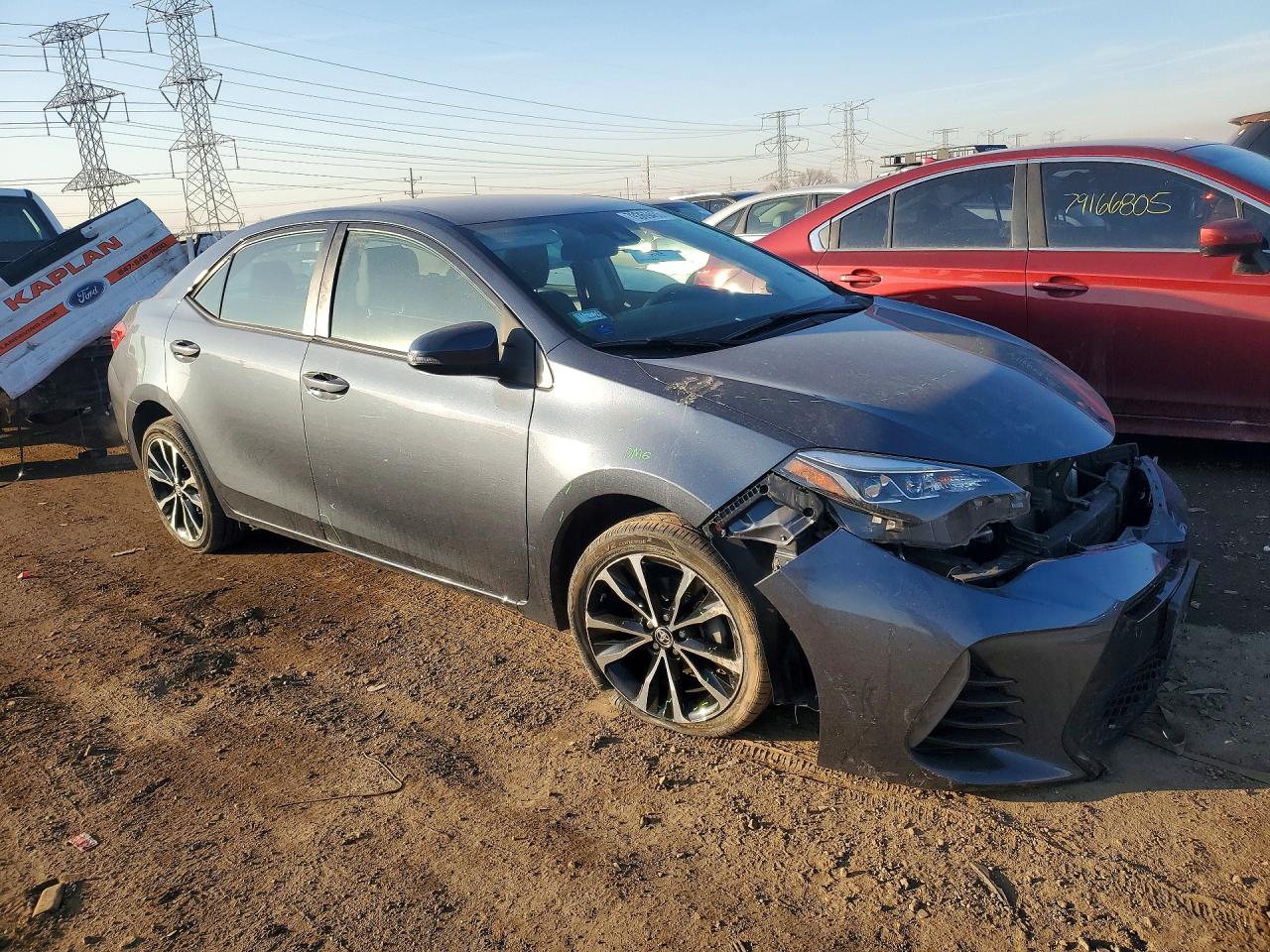 2018 TOYOTA COROLLA SE photo 4