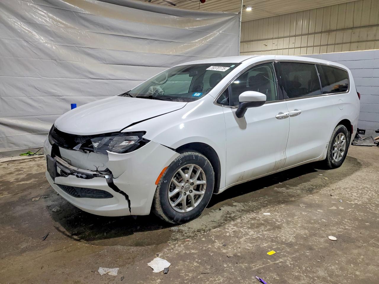 2021 CHRYSLER VOYAGER