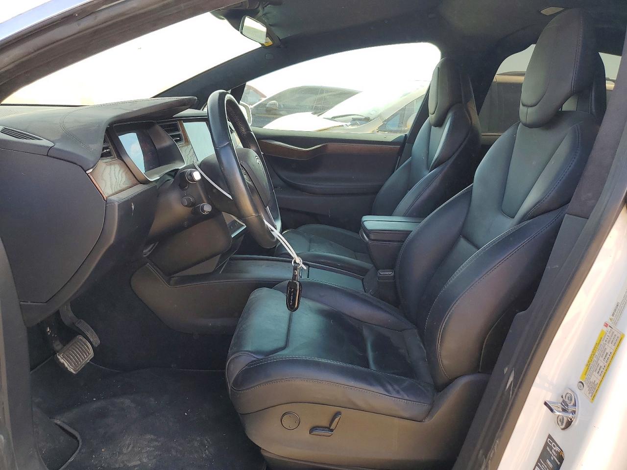 2018 TESLA MODEL X photo 13