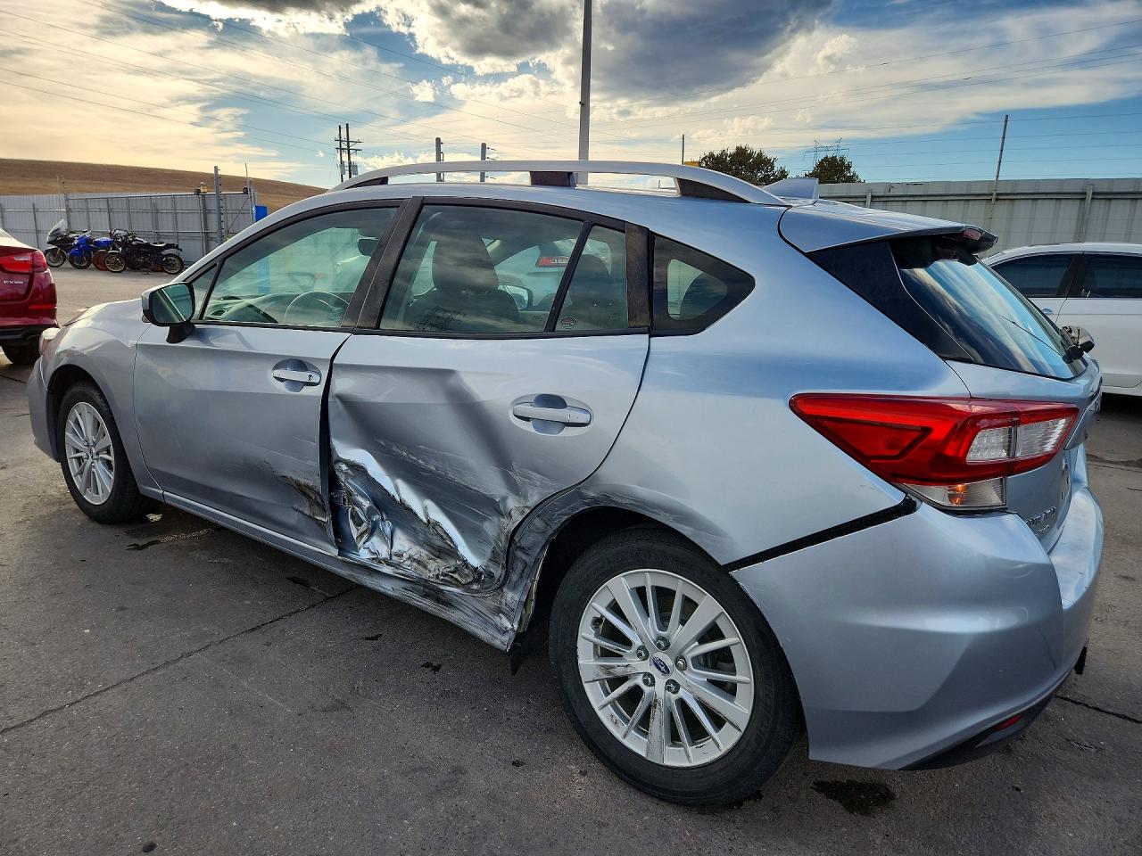 2017 SUBARU IMPREZA PREMIUM PLUS photo 2