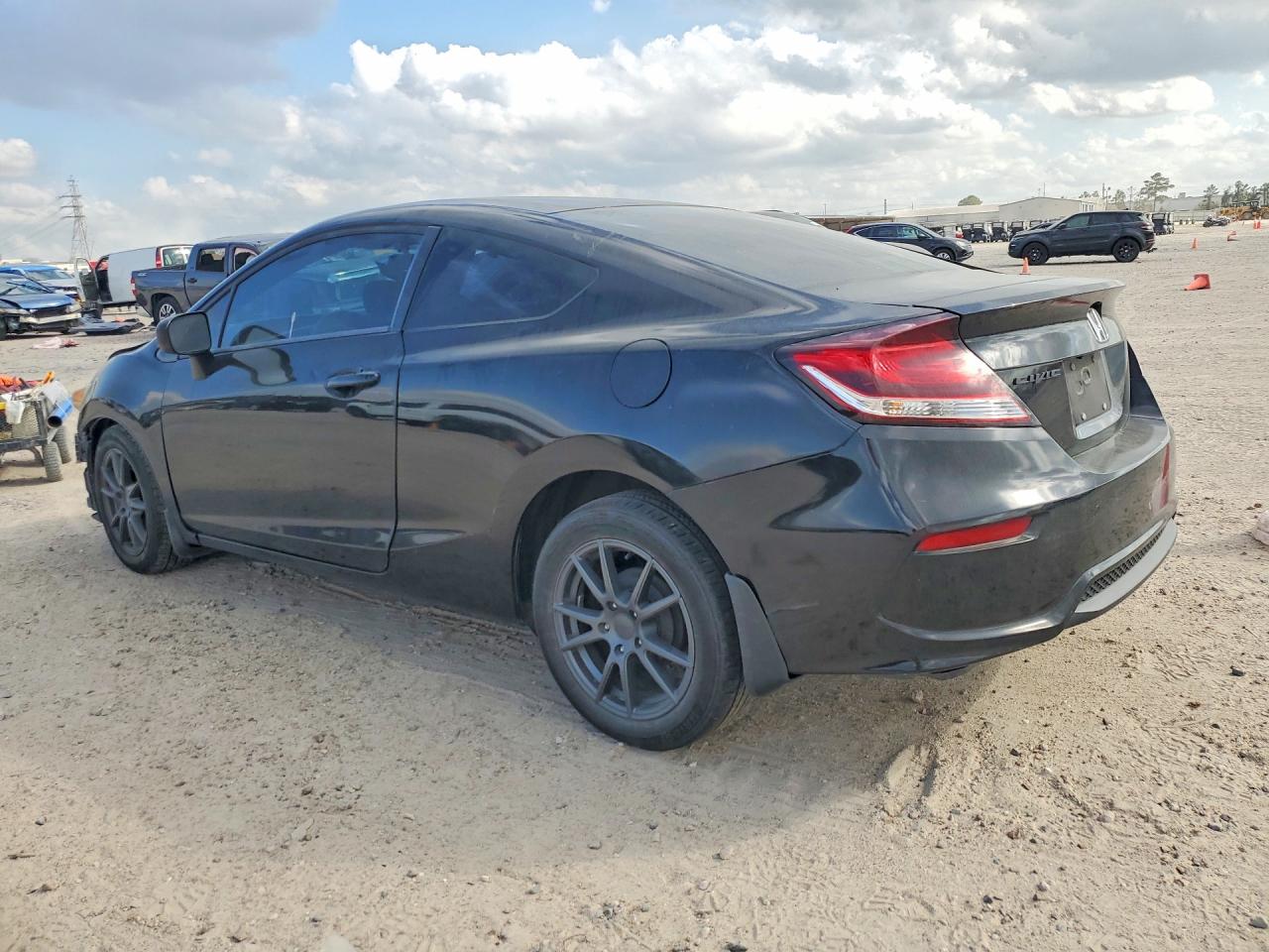 2014 HONDA CIVIC LX photo 2
