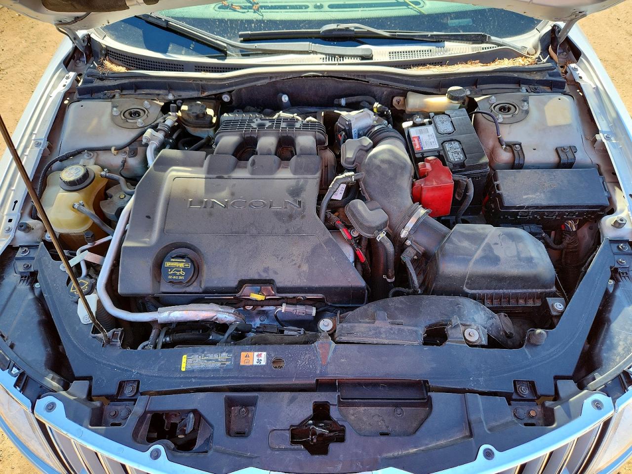 2010 LINCOLN MKZ photo 21