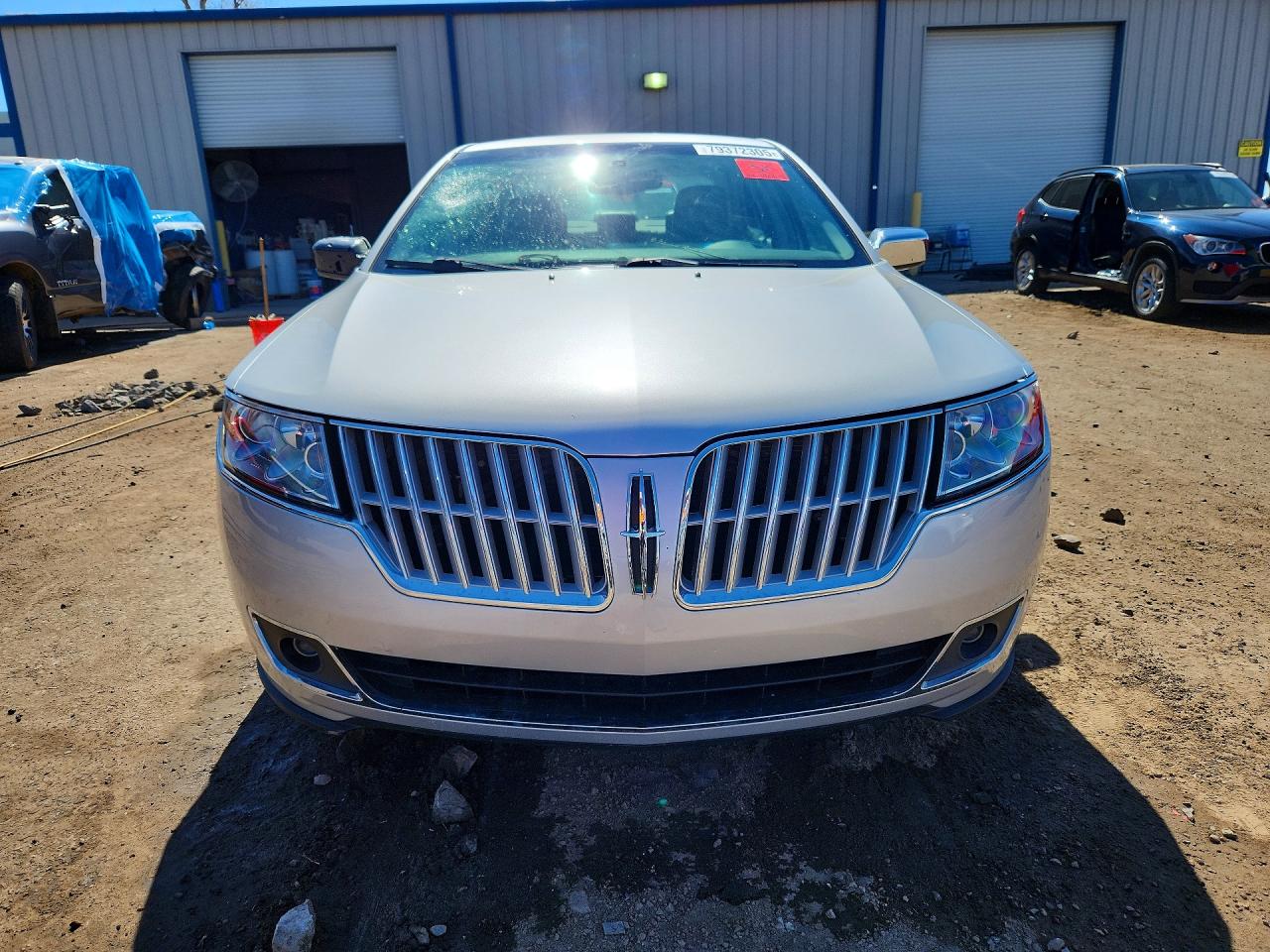 2010 LINCOLN MKZ photo 9