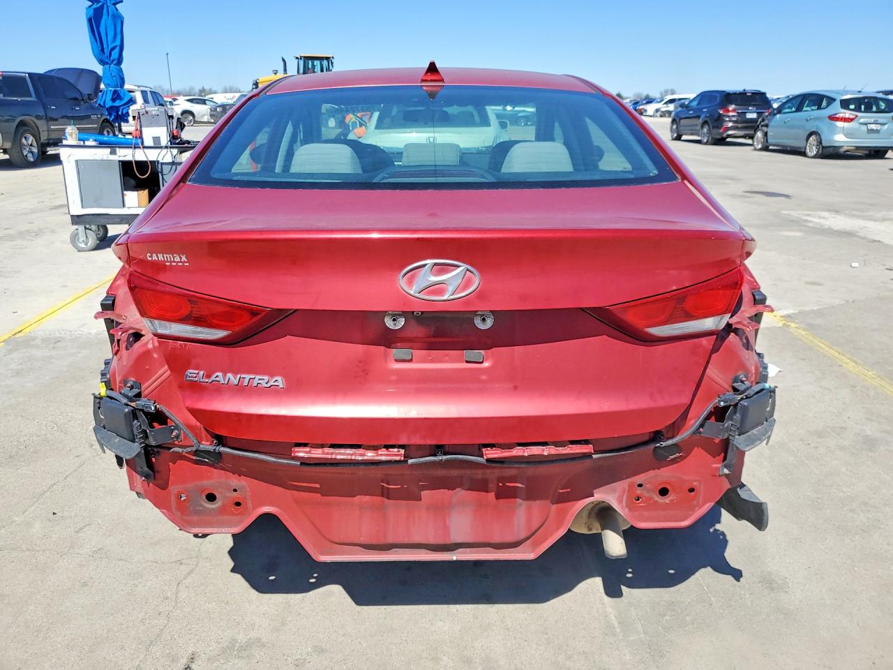 2018 HYUNDAI ELANTRA SEL photo 6