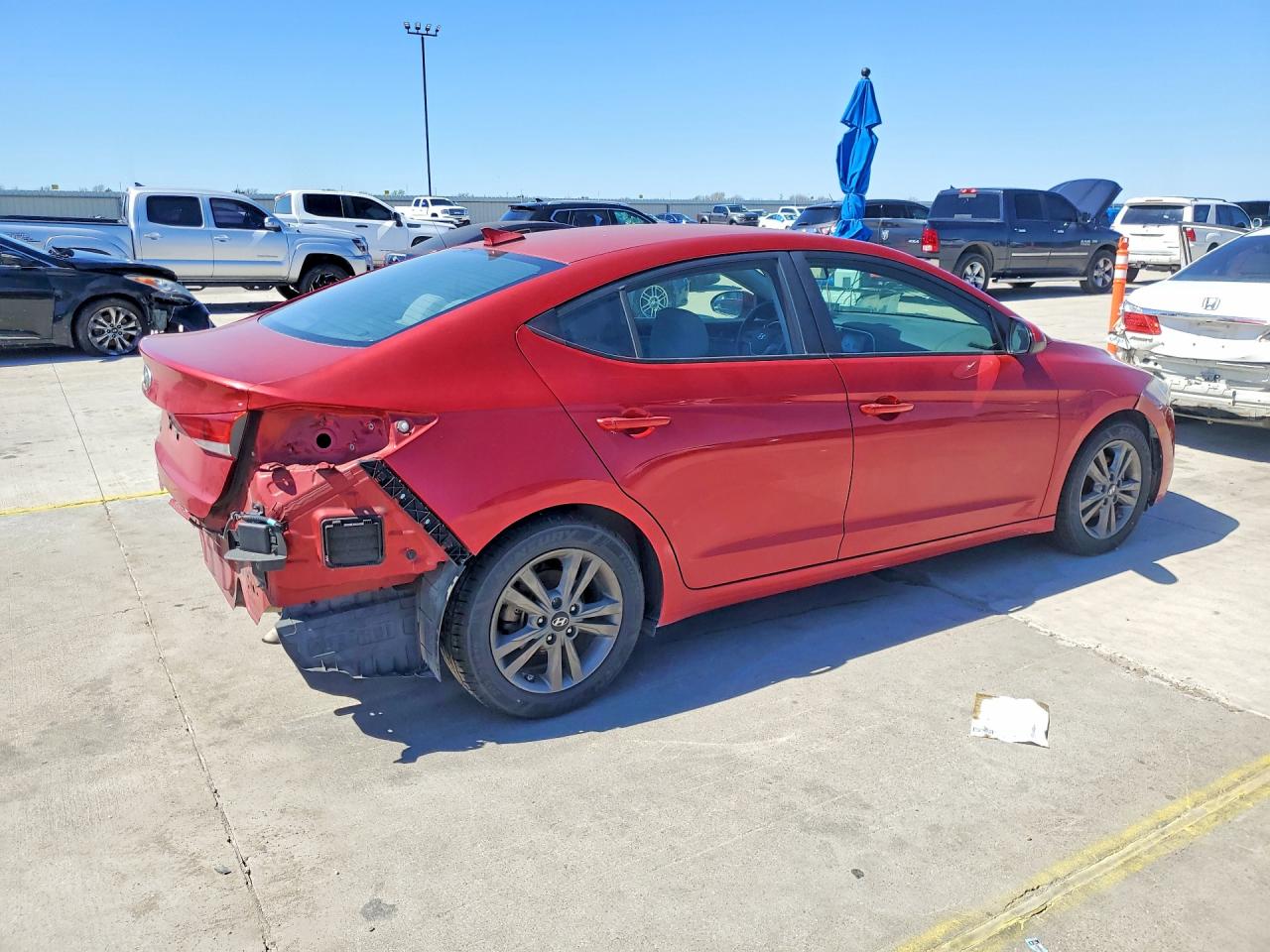 2018 HYUNDAI ELANTRA SEL photo 3