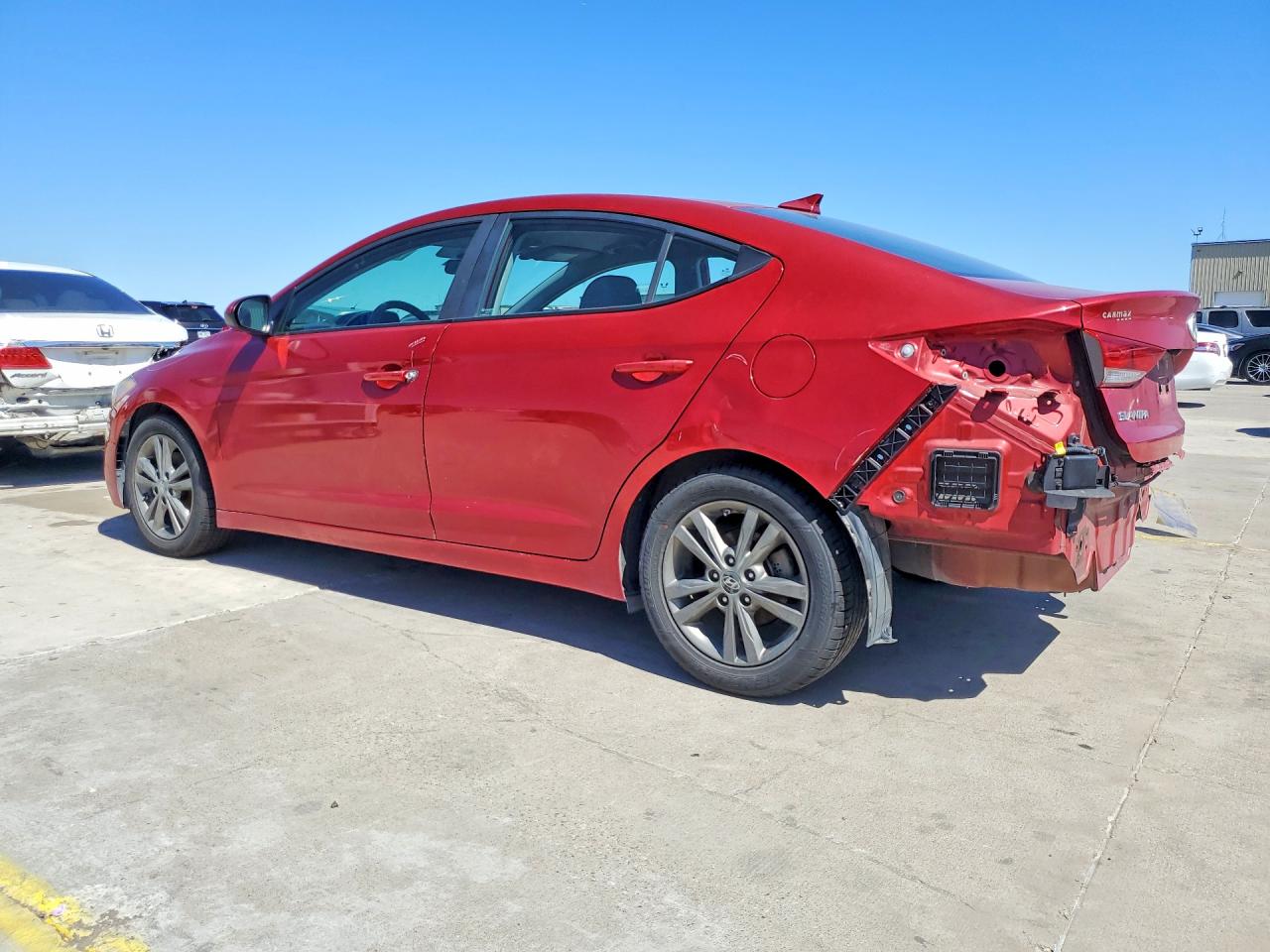 2018 HYUNDAI ELANTRA SEL photo 2