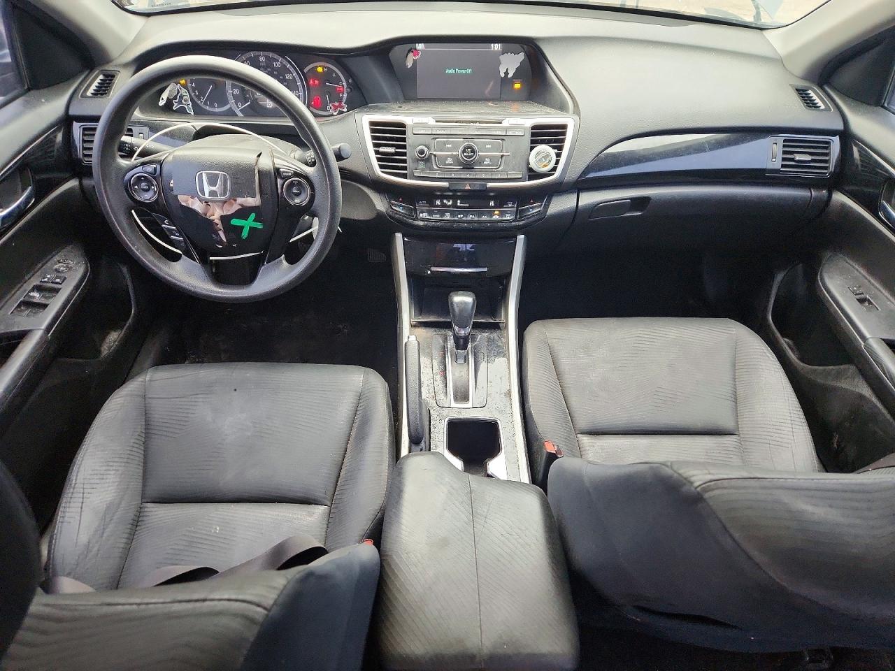2017 HONDA ACCORD LX photo 8