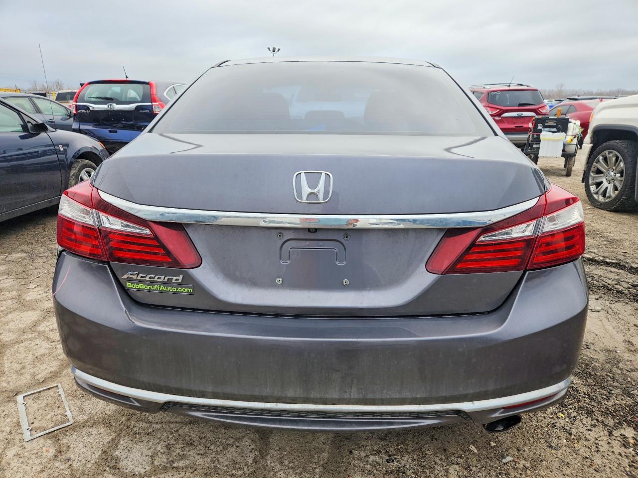 2017 HONDA ACCORD LX photo 6