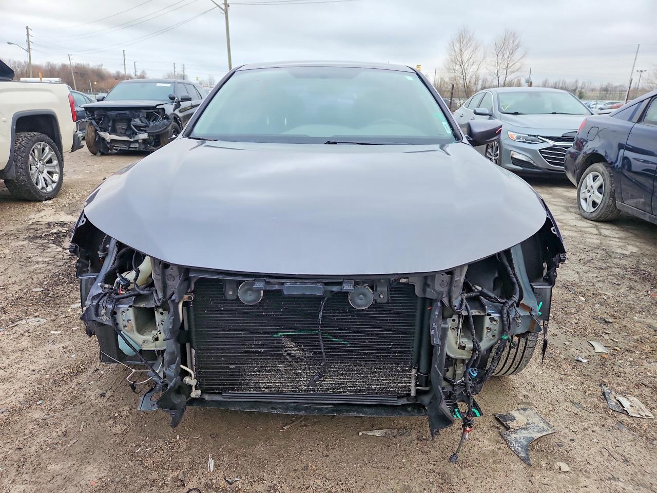 2017 HONDA ACCORD LX photo 5